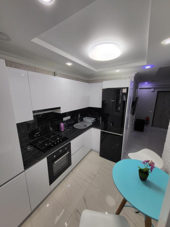 Vip Apartment For Lovers In Кишинев Екстериор снимка