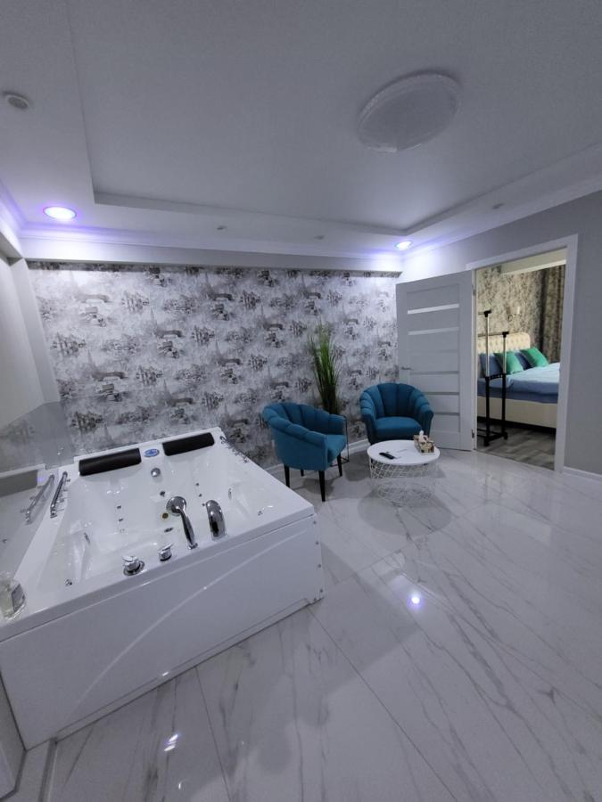 Vip Apartment For Lovers In Кишинев Екстериор снимка
